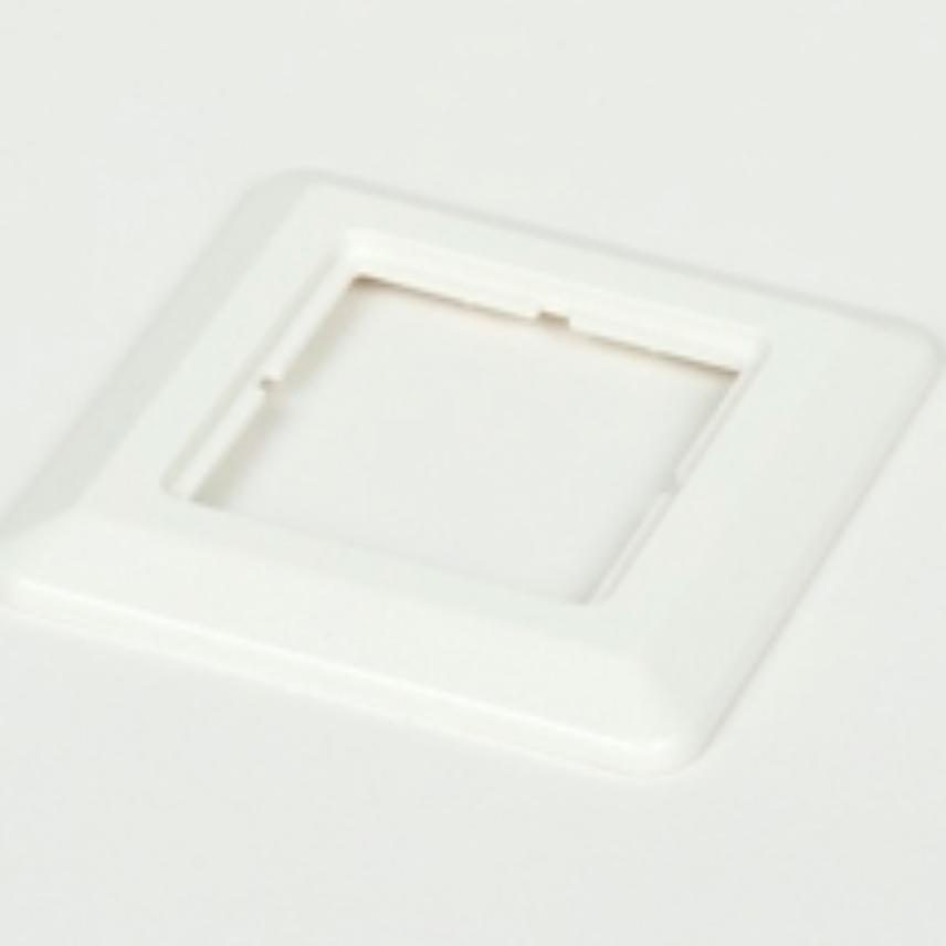 LANmark German Style 50x50 Frame White