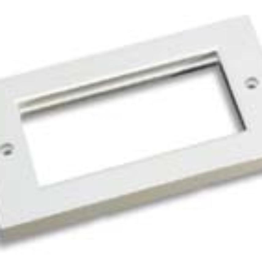 UK Style 100 x 50 Frame Flat White