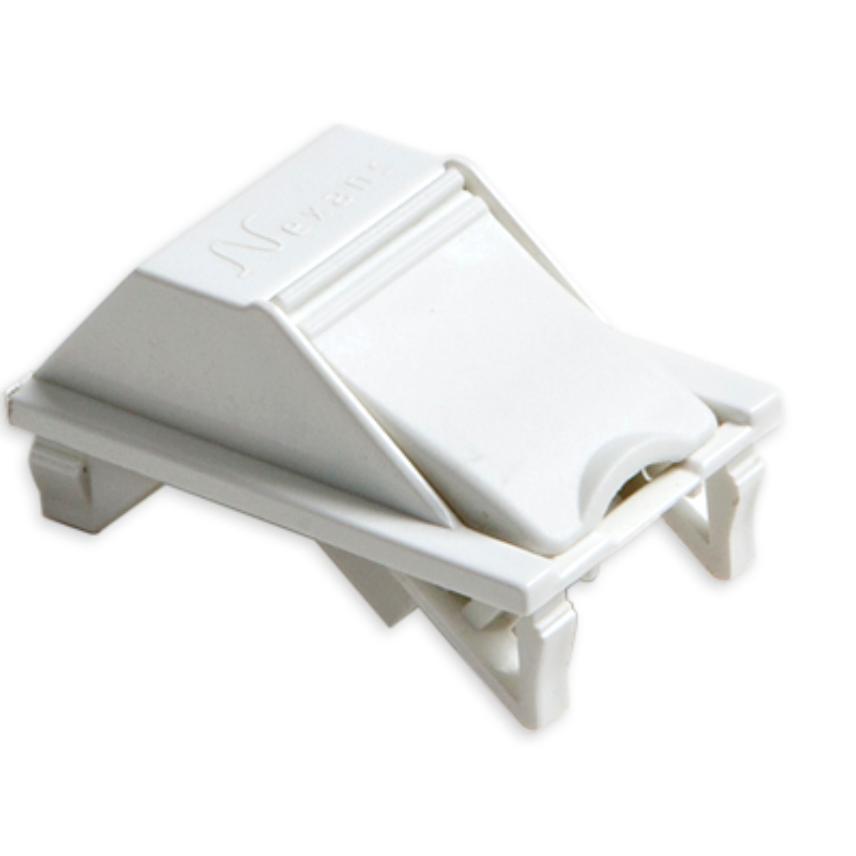 LANmark UK Style Angled LJ6C Module 1 Snap-In White